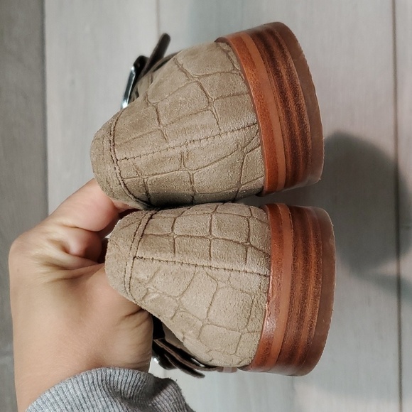 NEW Vince Camuto Women Cenkanda Croc Embossed  Loafer Flats Slip on shoes sz 7M - Picture 7 of 10